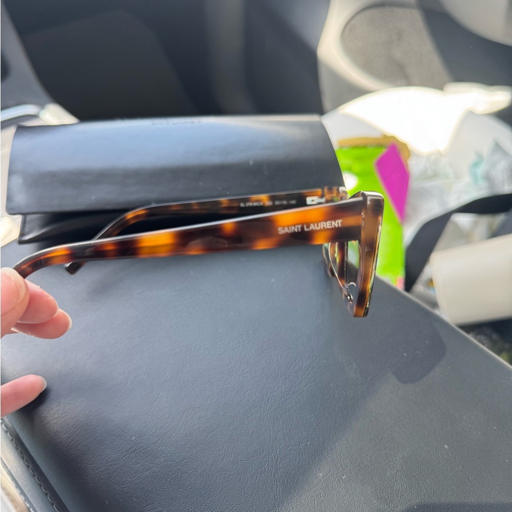 Saint Laurent Mica Tortoise Shell Cat-Eye Sunglasses - Picture 2 of 9